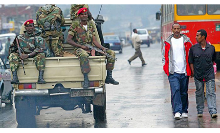 Un policía mata a dos compañeros en Adís Abeba antes de ser abatido